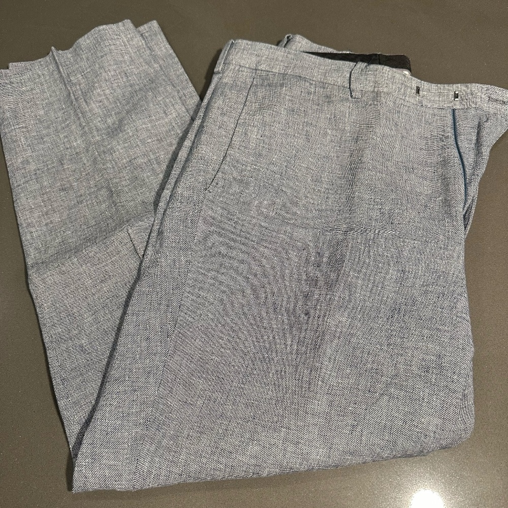 Mens Dress Pants - Light Blue - 33W x 30L - Banana Republic - Good Condition